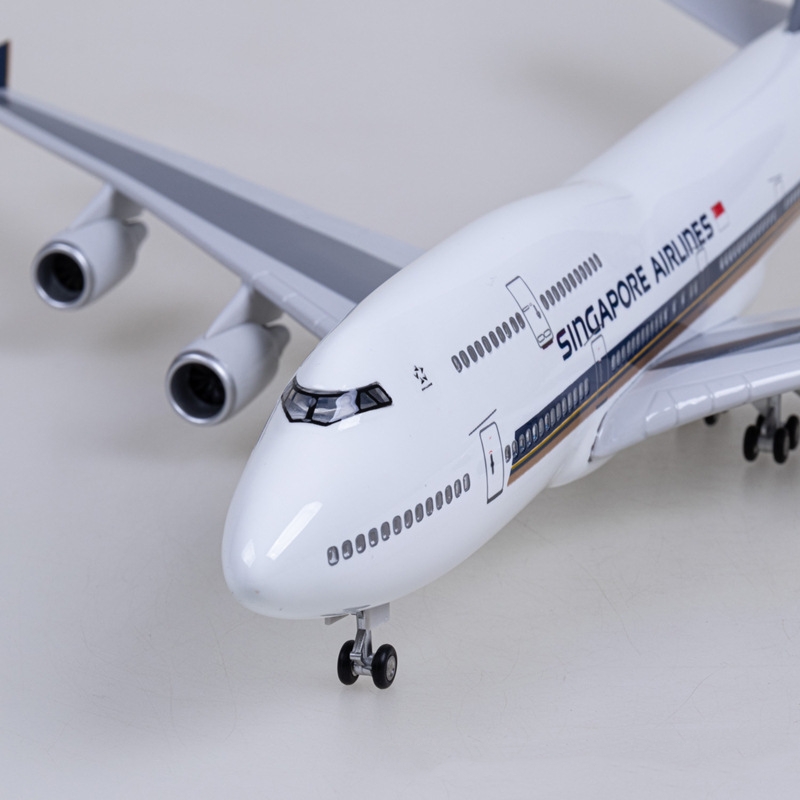 47 センチメートル 747 シンガポールモデル航空機おもち - Kids Toys Singapore のレビューと価格